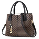 Bolsa Feminina em Couro Voel